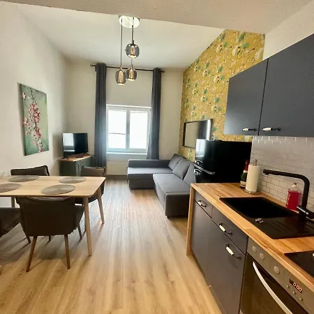 Apartment Zum Gelben Kolibri Inkl. Parkplatz Erfurt Exterior foto